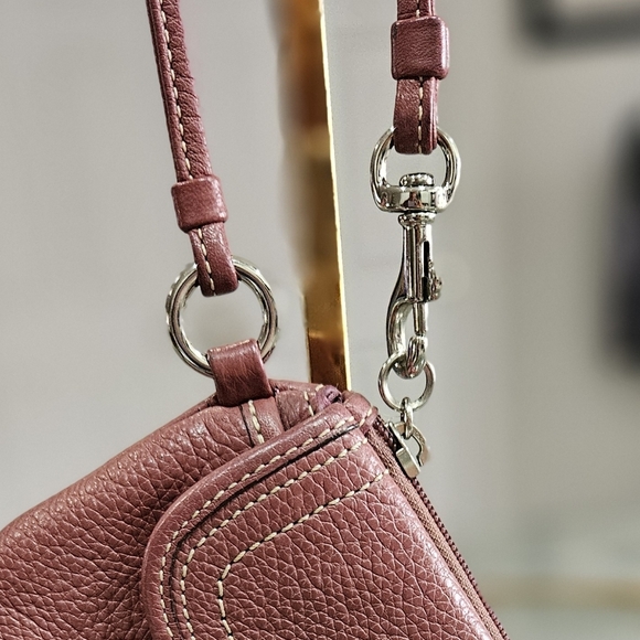 Coach Pebbled Leather Turnlock Wristlet Clutch Dusty Rose - Picture 6 of 11